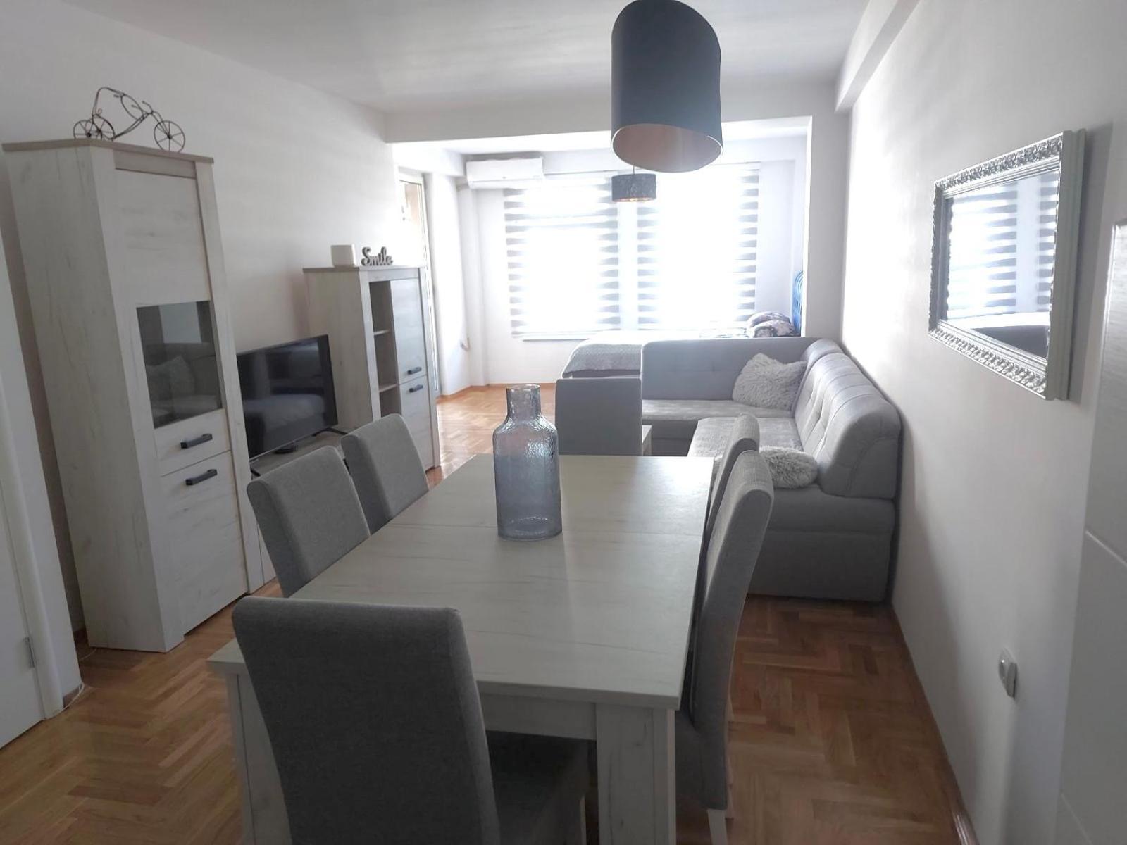 Apartman City Center 4-Setaliste Prijedor Ngoại thất bức ảnh